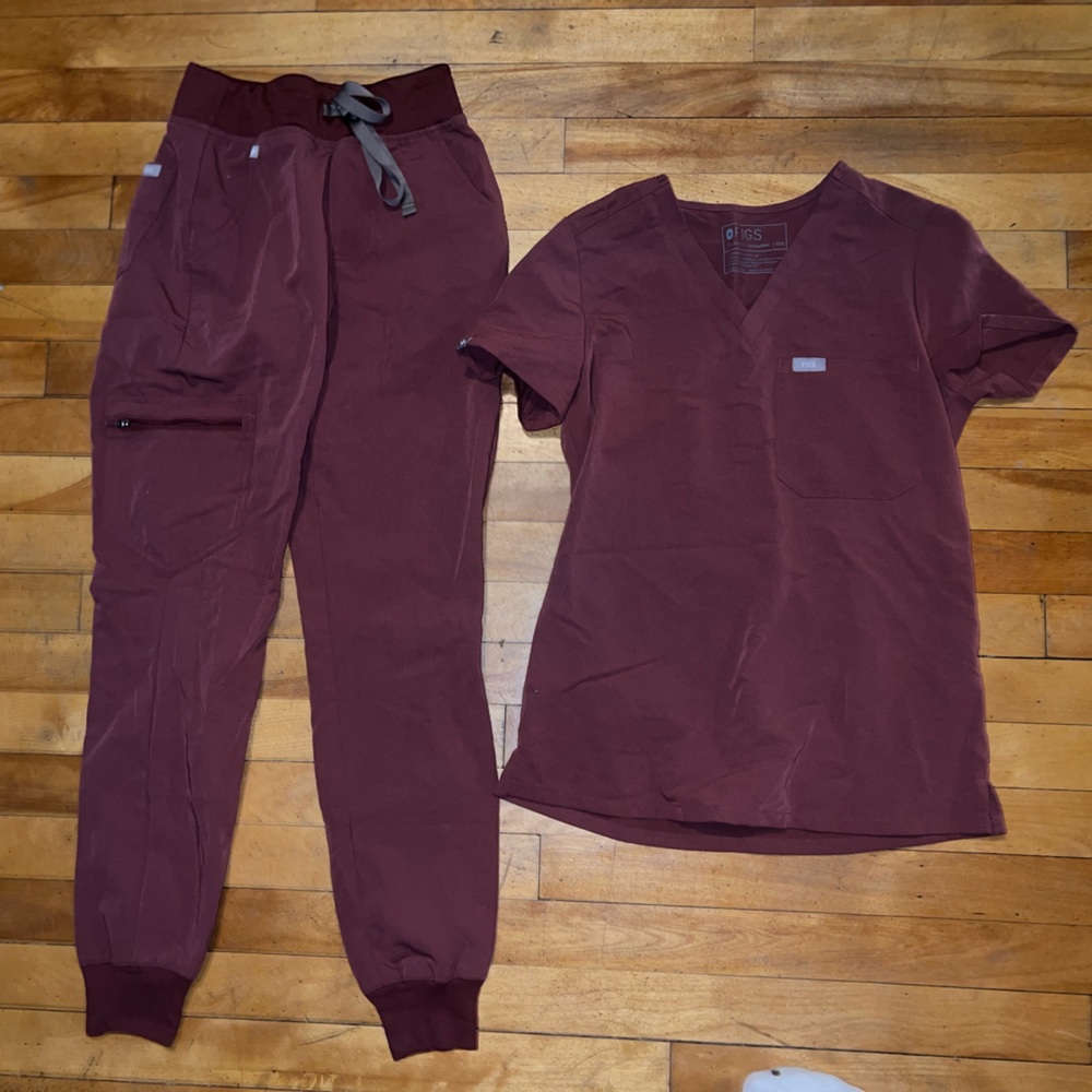 Figs dark cherry set xxs